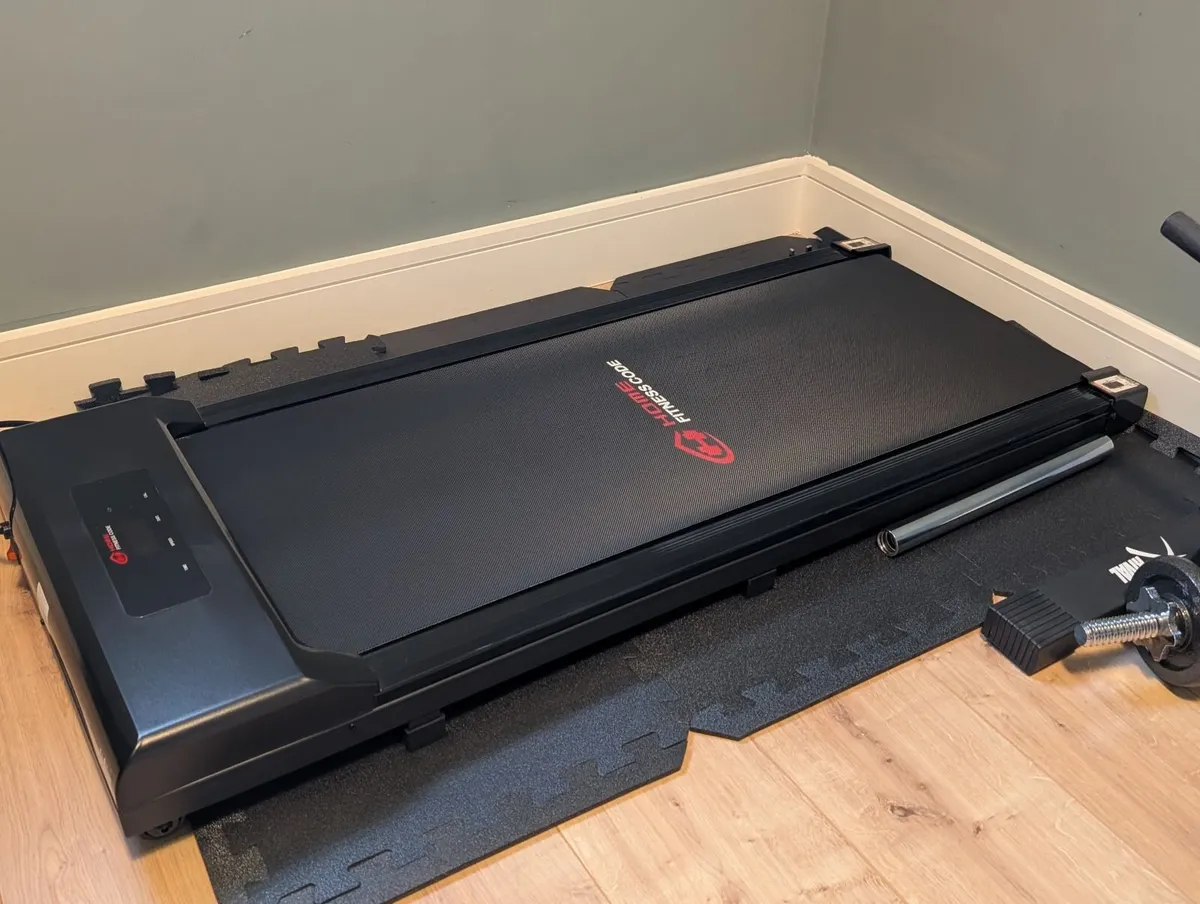 Space Saving Motorised Walking Pad / Treadmill - Image 1