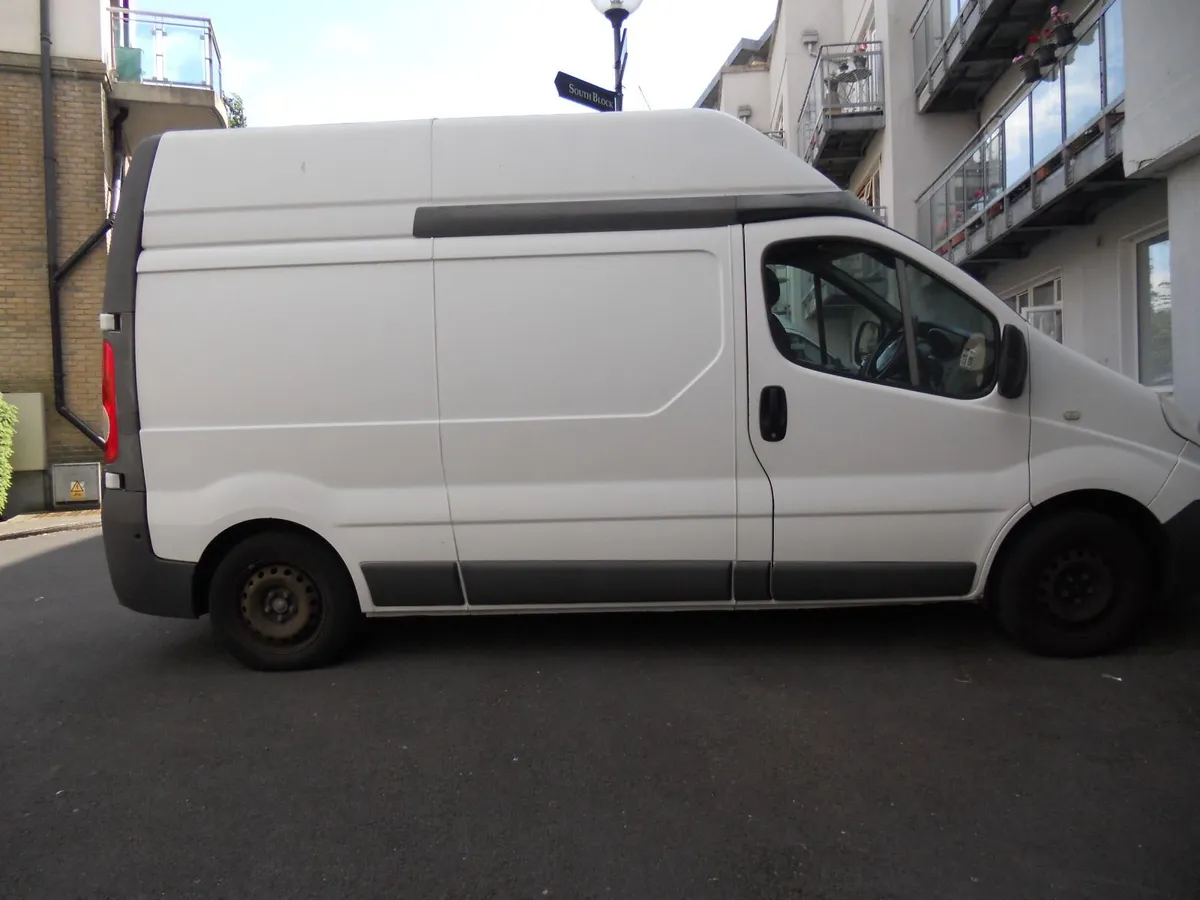Renault Trafic 2012 - Image 3