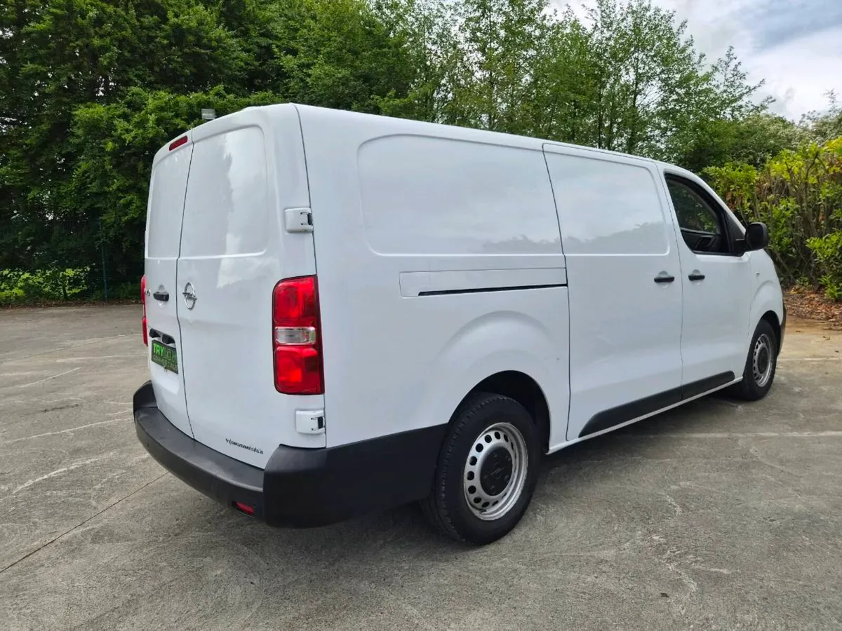 2023 Opel Vivaro One Owner Tiny Kms Crvt 5/27 - Image 4