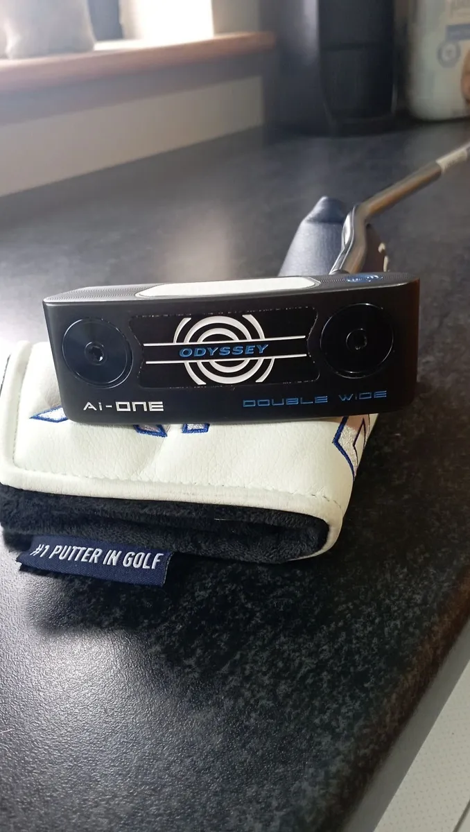 Odyssey AI One Double Wide Putter 34" - Image 1