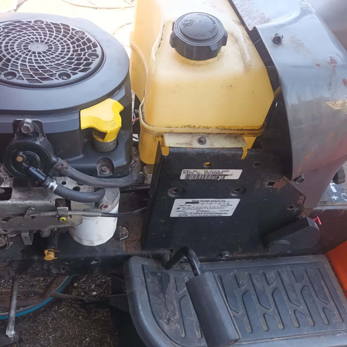 Ride on mower - Image 1