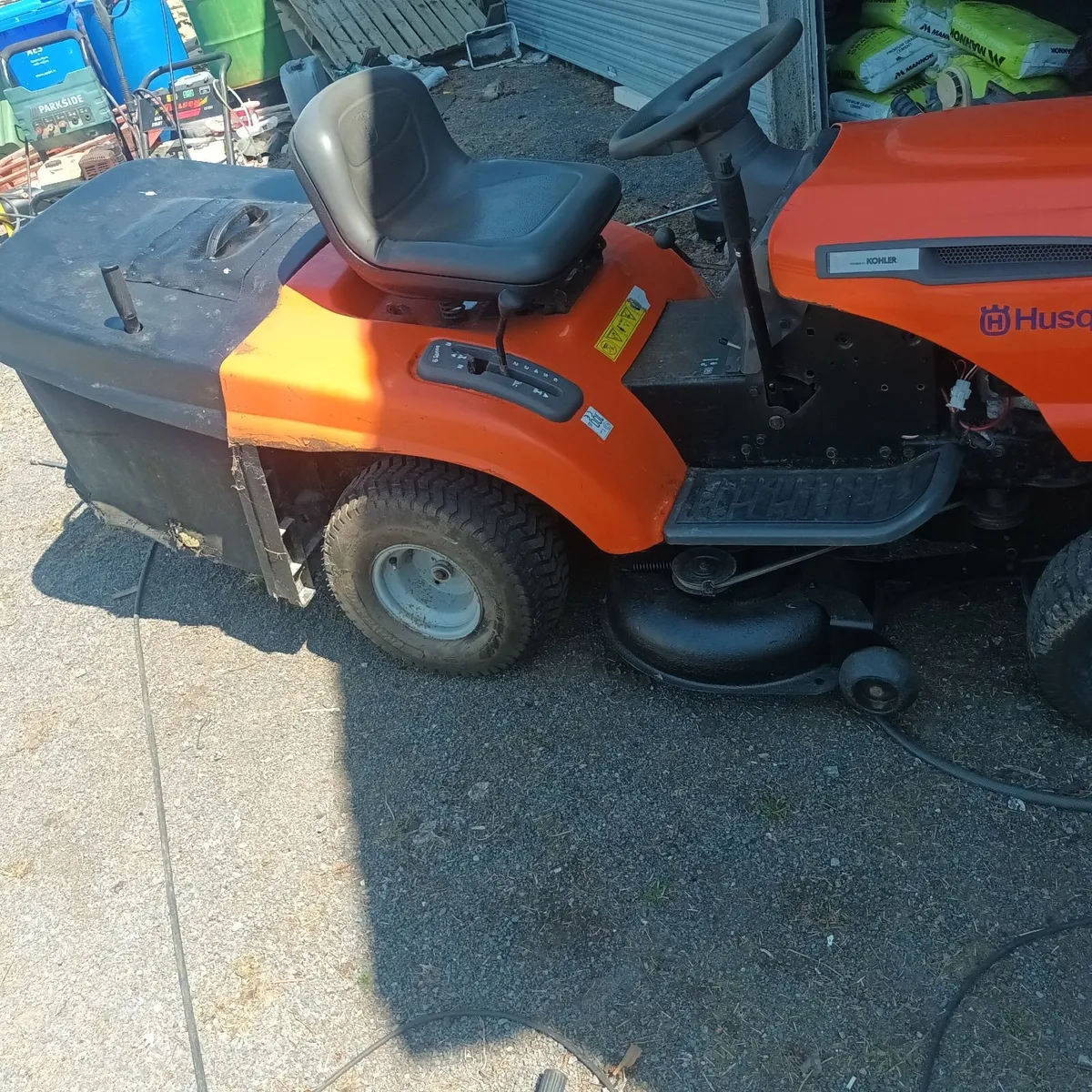 Ride on mower - Image 4