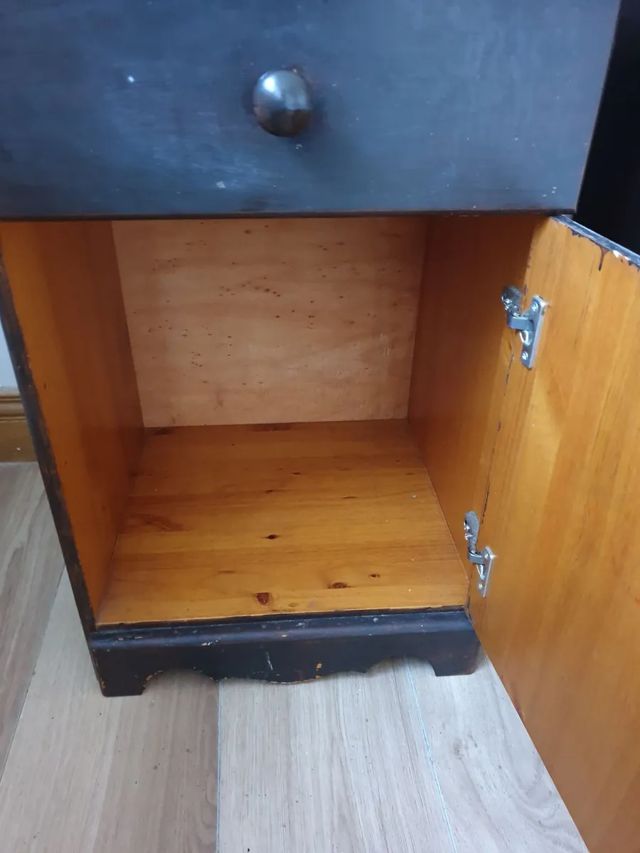 Solid Wood Lockers x 2 - Image 2