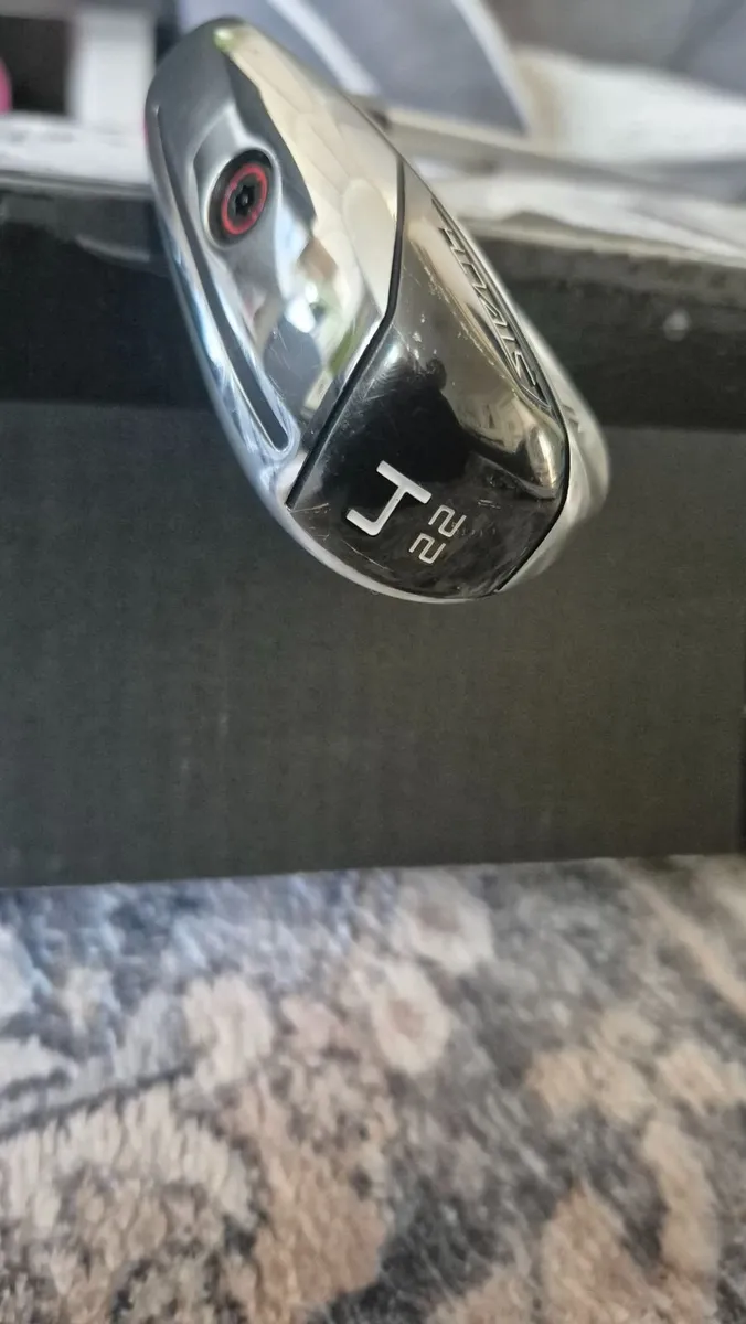 Taylormade Stealth Irons + Hybrid - Image 3