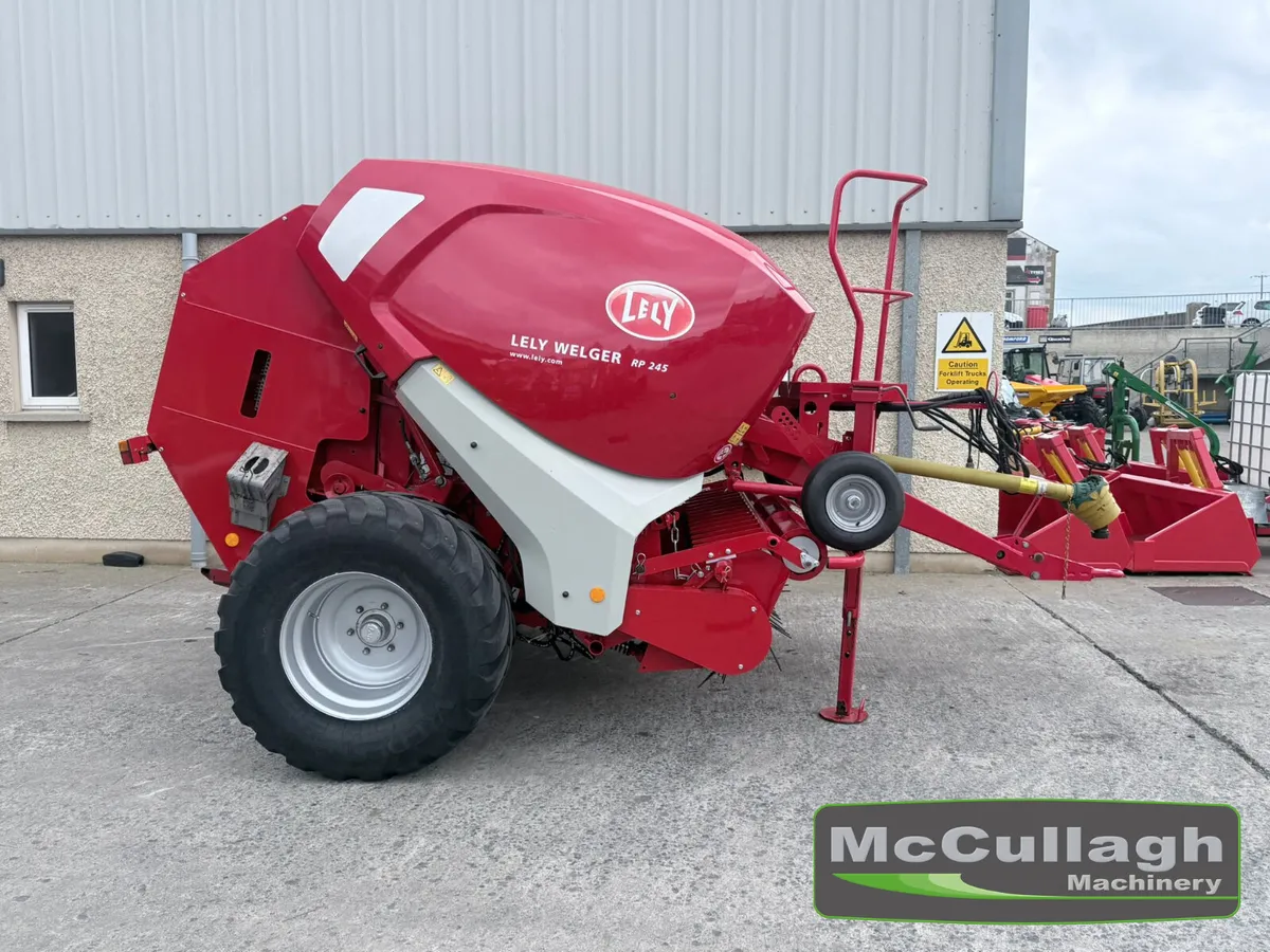 2013 Lely Welger 245 Xtracut 17 Knife Round Baler - Image 2