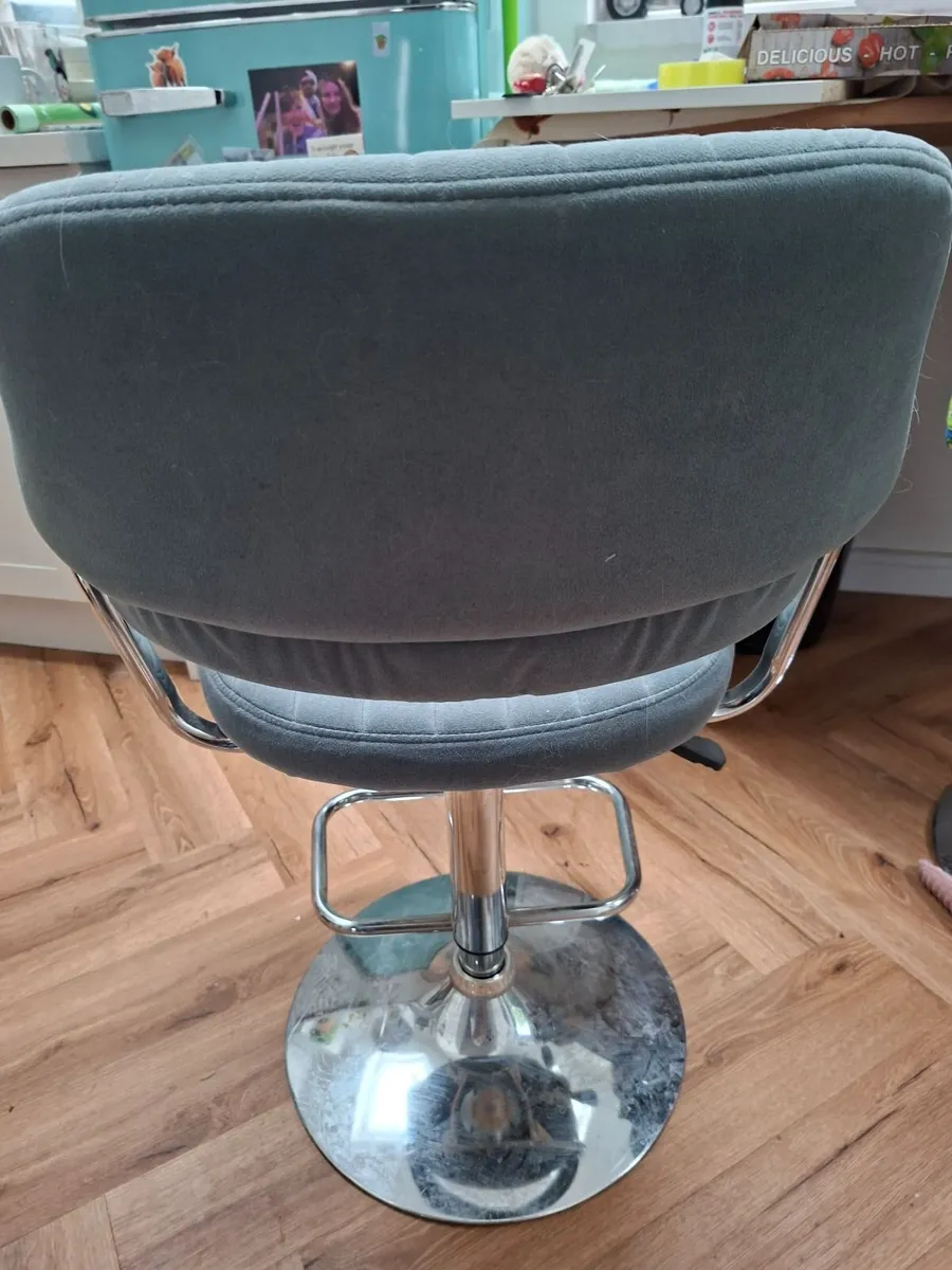 Bar stools - Image 2