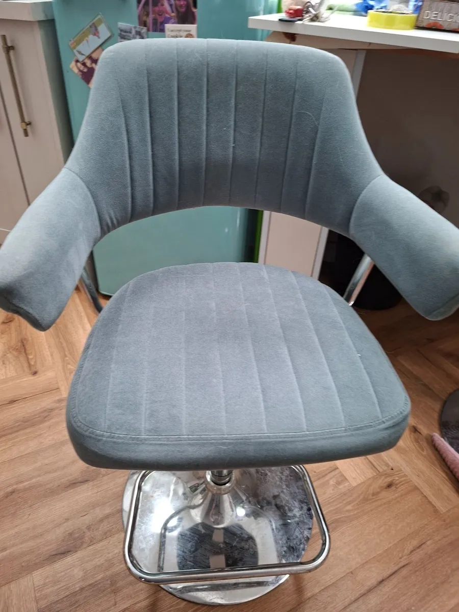Bar stools - Image 4