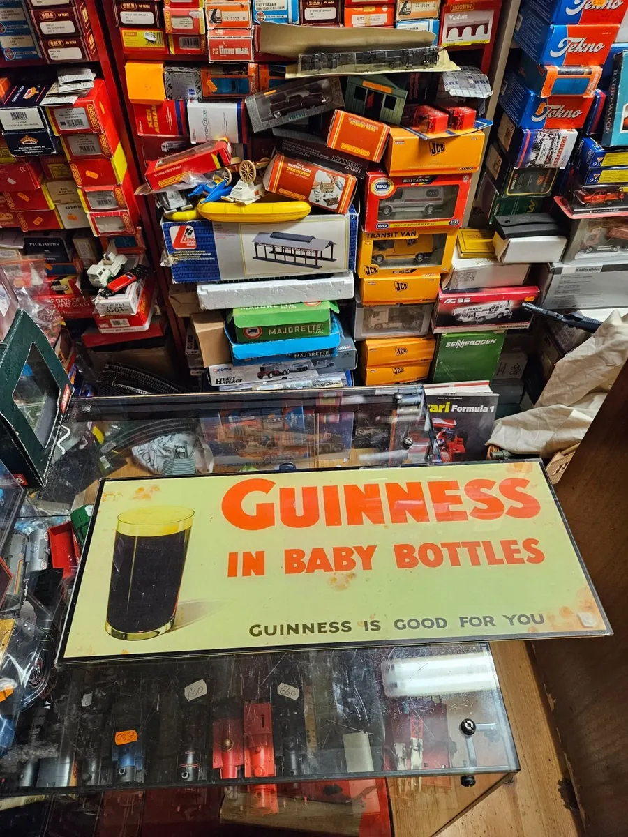 Glass Guinness Sign - Image 1