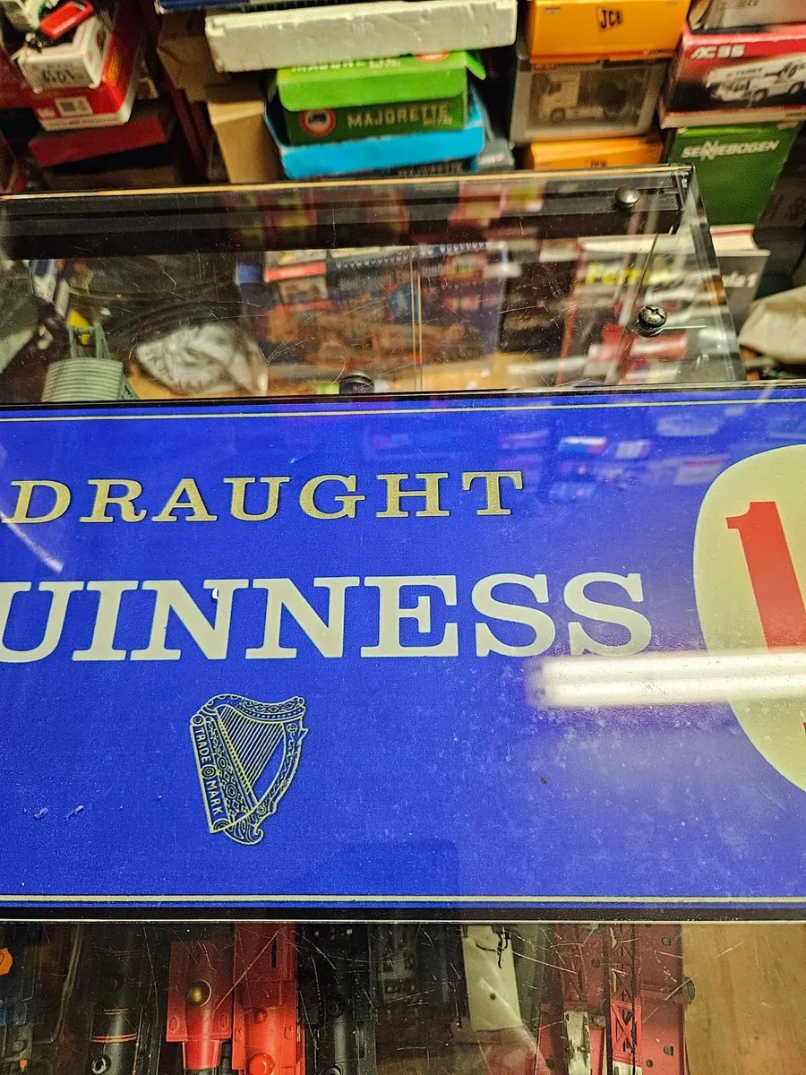 Glass Guinness Sign - Image 3