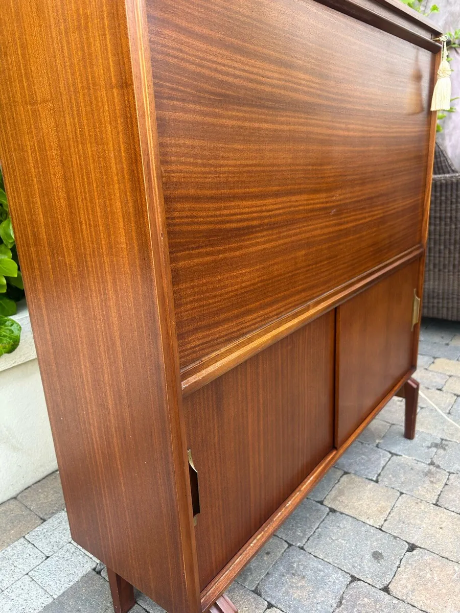 Mid century teak drinks cabinet beaver & tapley - Image 3