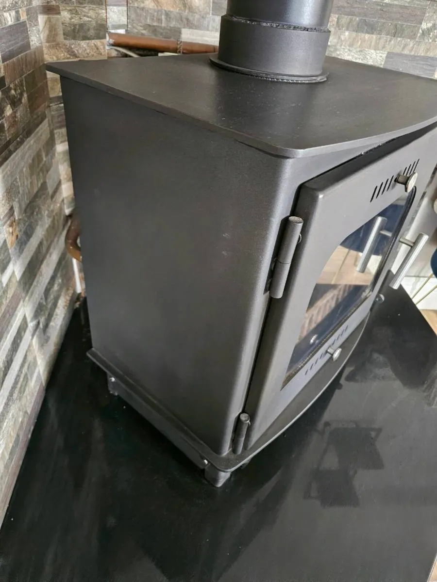 Stove - Image 2