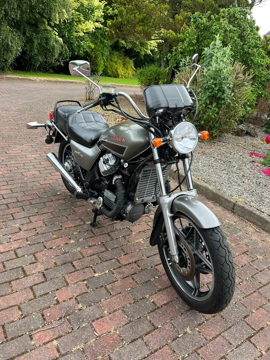 GL650 - Image 2