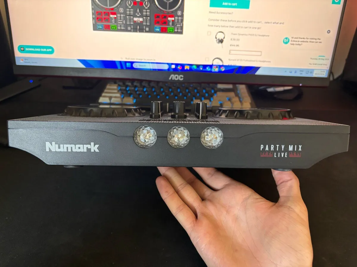 Numark Partymix Live DJ Controller - Image 4