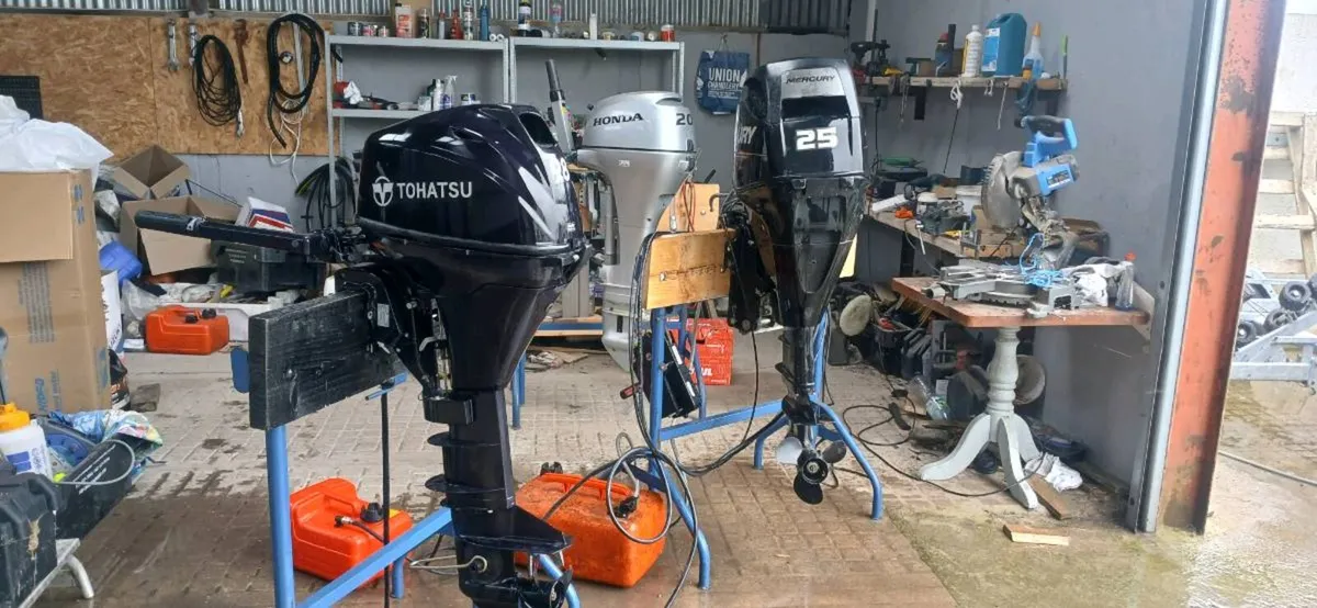 9.8 Tohatsu outboard - Image 4