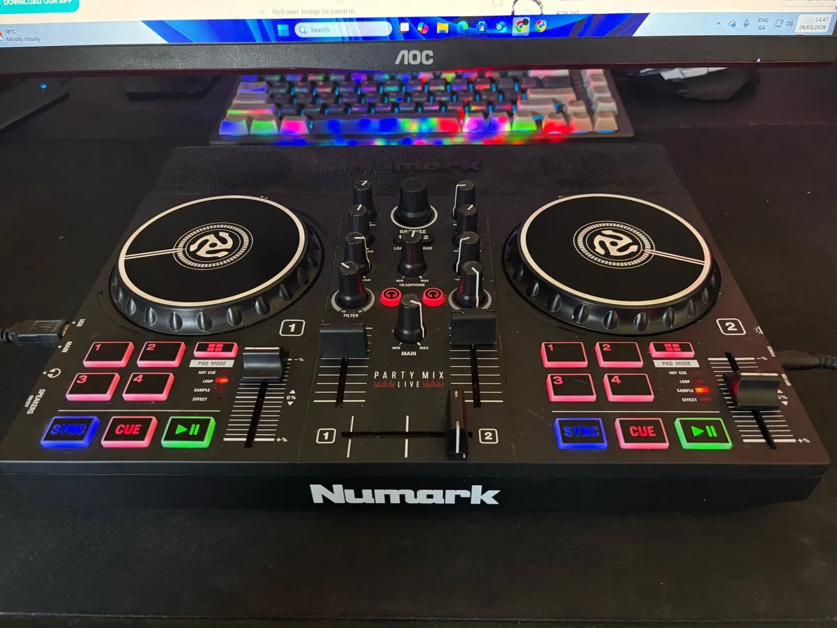 Numark Partymix Live DJ Controller - Image 2