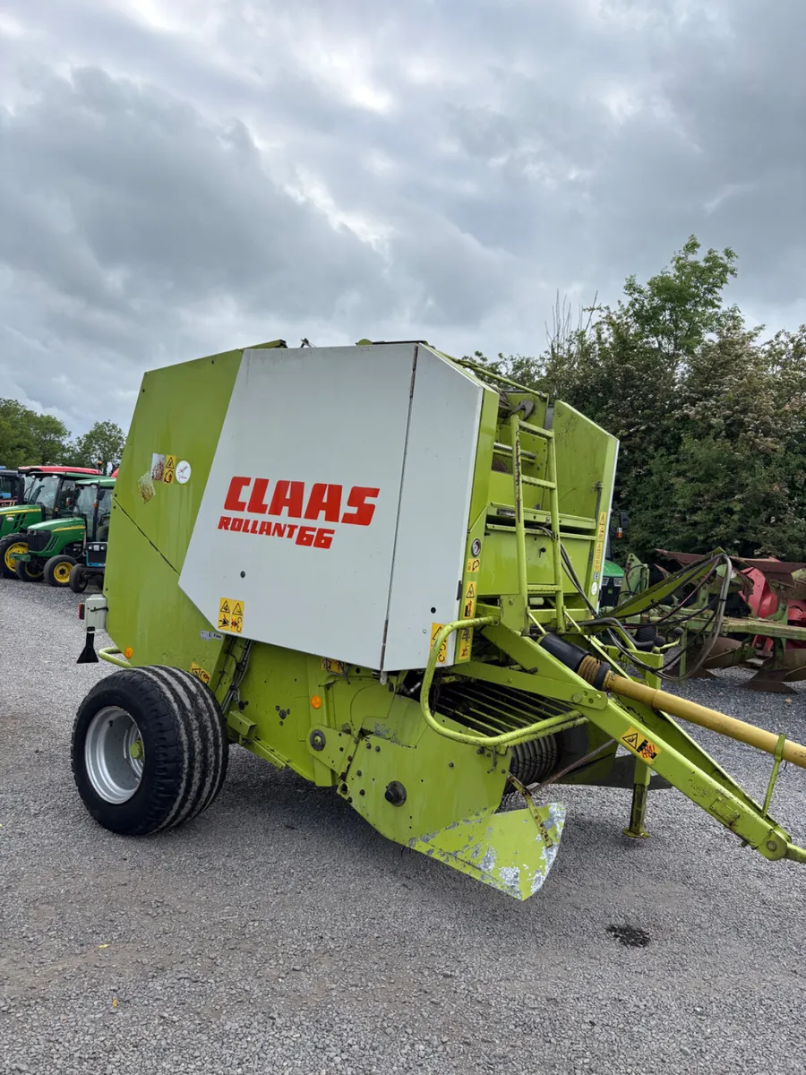 Claas Round Bailer - Image 1