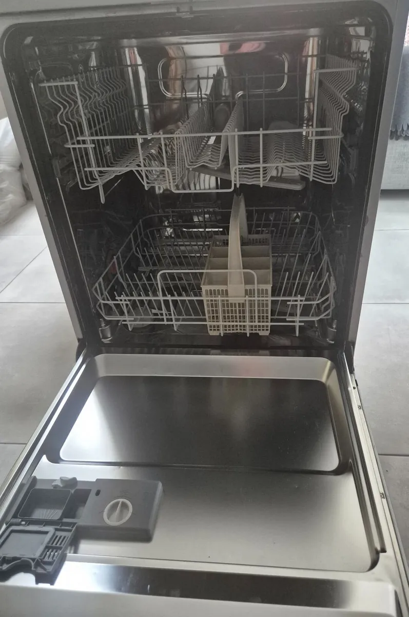 Zanussi Tempoline Plus Auto Dishwasher. - Image 1