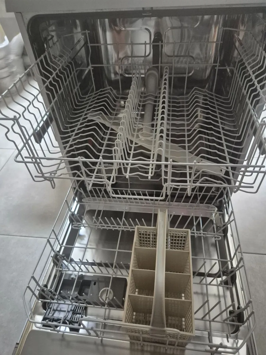 Zanussi Tempoline Plus Auto Dishwasher. - Image 2