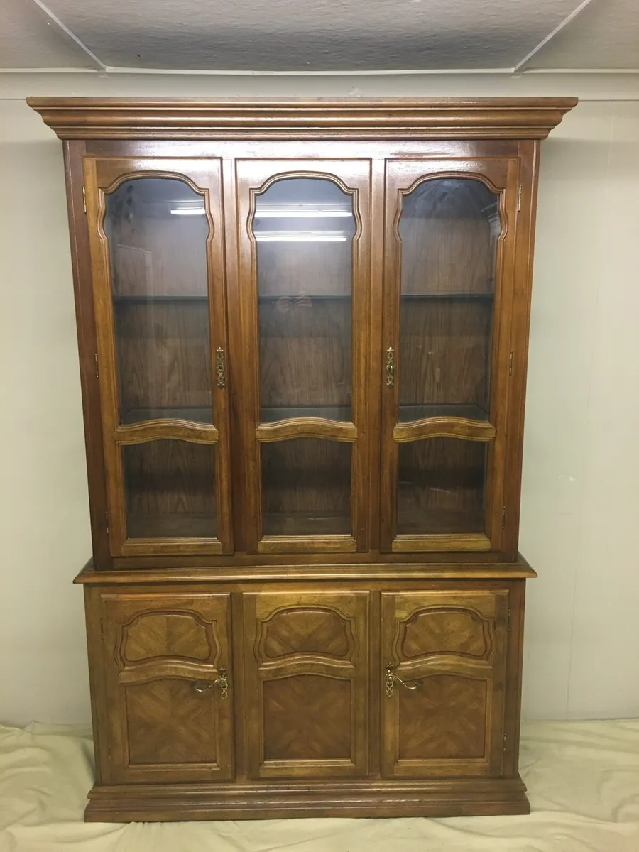 Display Cabinet - Image 4