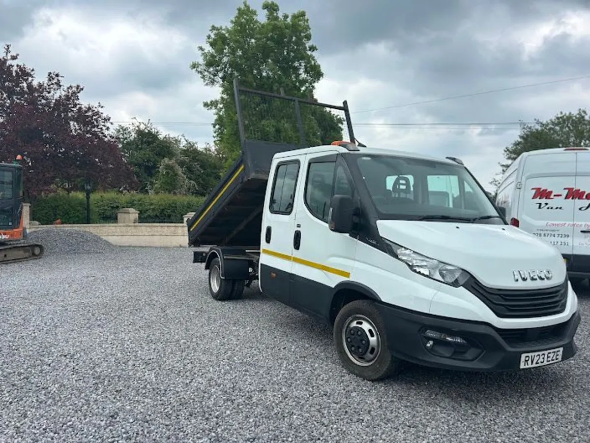 Iveco Daily Crew Cab Tipper - Image 3