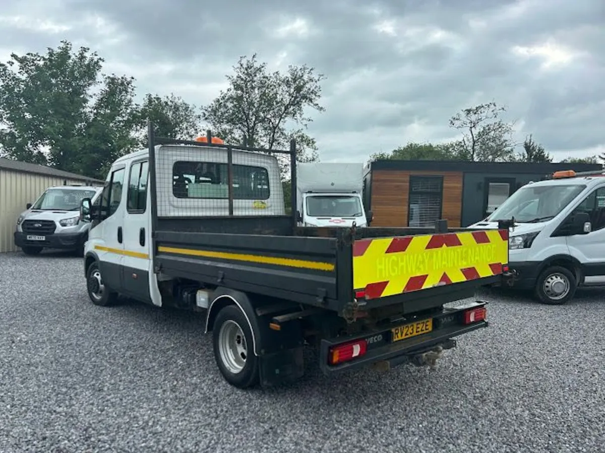 Iveco Daily Crew Cab Tipper - Image 4