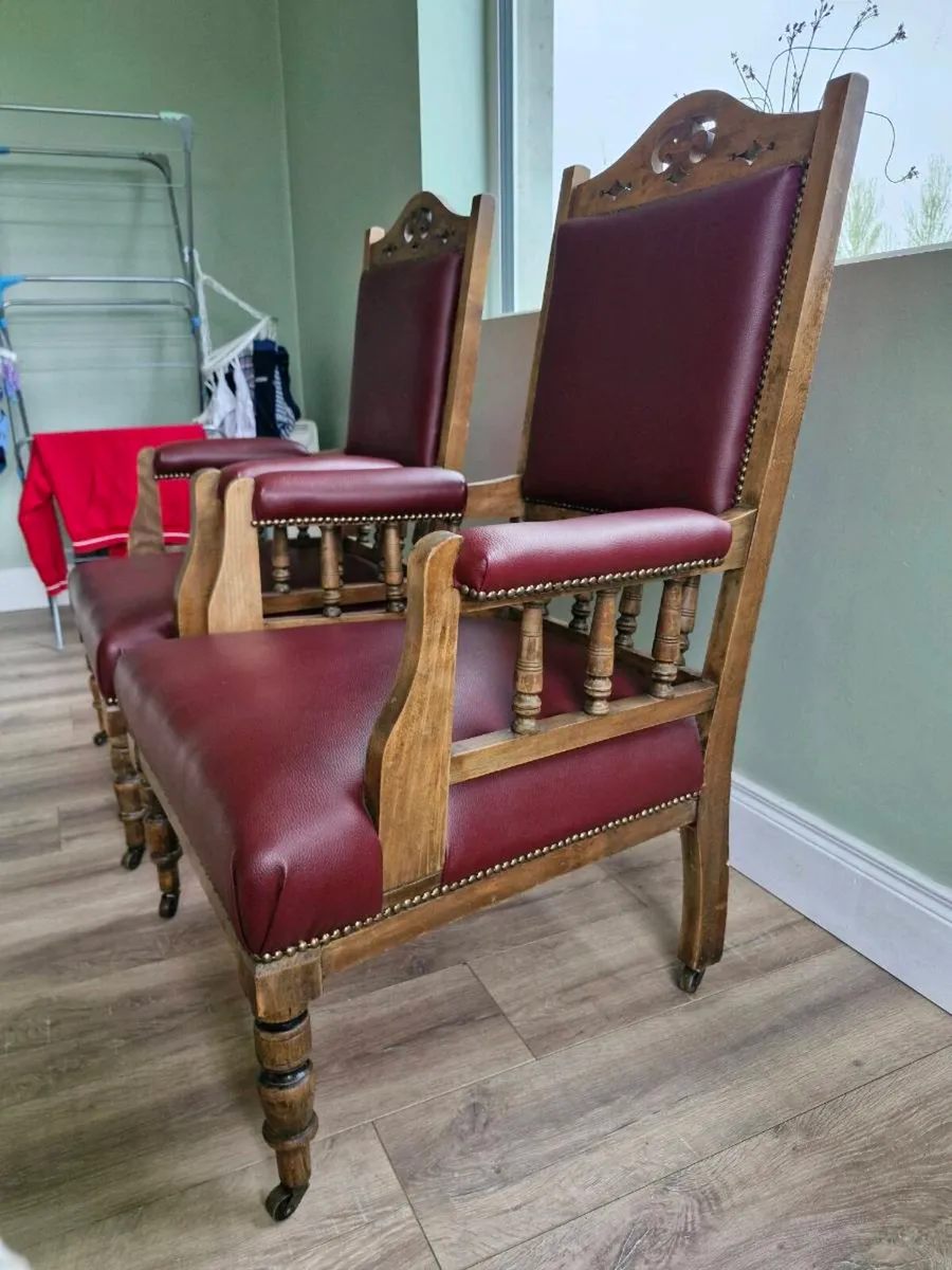 Antique leather armchairs - Image 3
