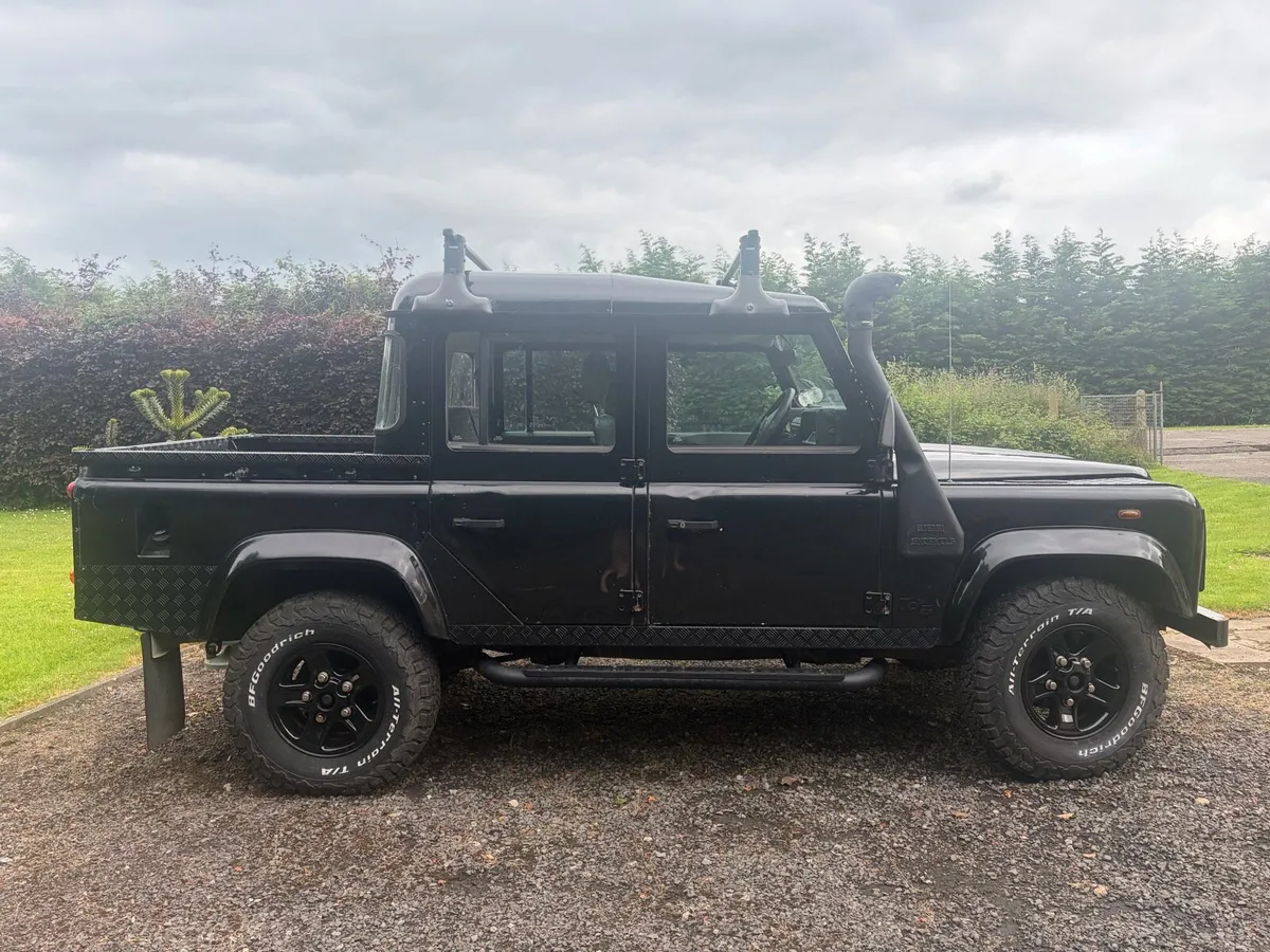 Defender 110 crew cab - Image 2