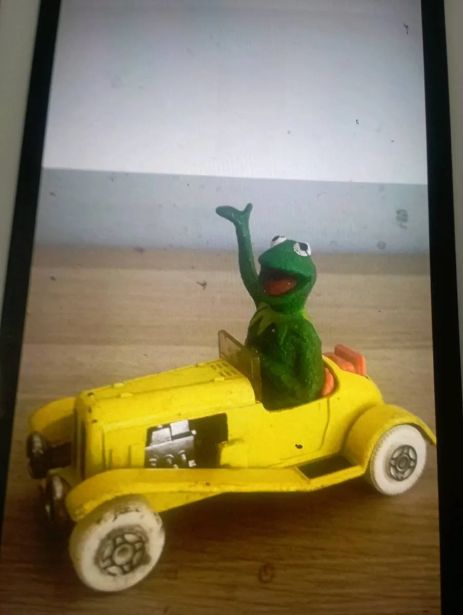 VINTAGE CORGI 1979 DIE--CAST KERMIT  THE FROG. - Image 4