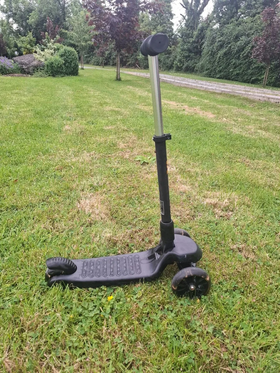 Kids Scooter - Image 1
