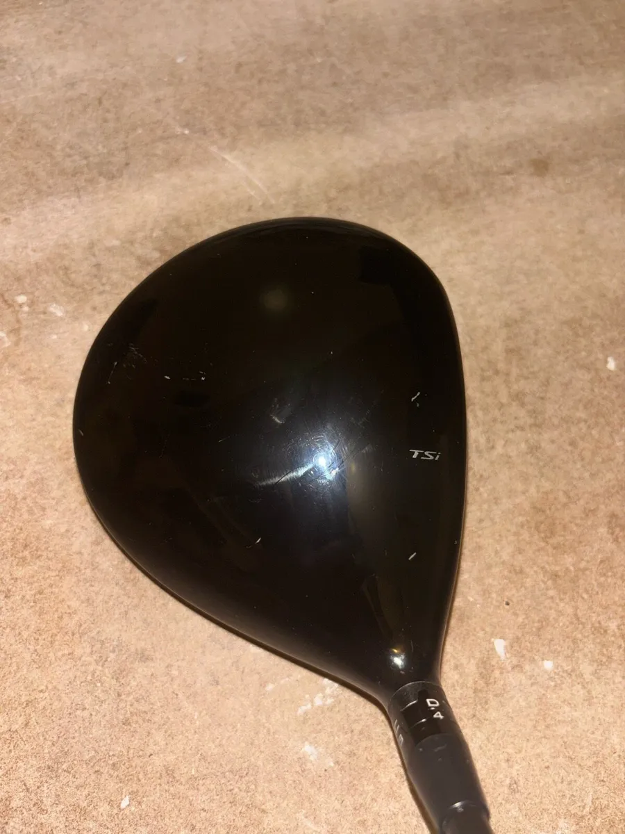 Left hand driver - Image 2
