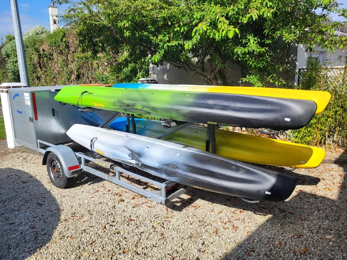 4 kayaks, trailer and sails, hardly used. - Image 4