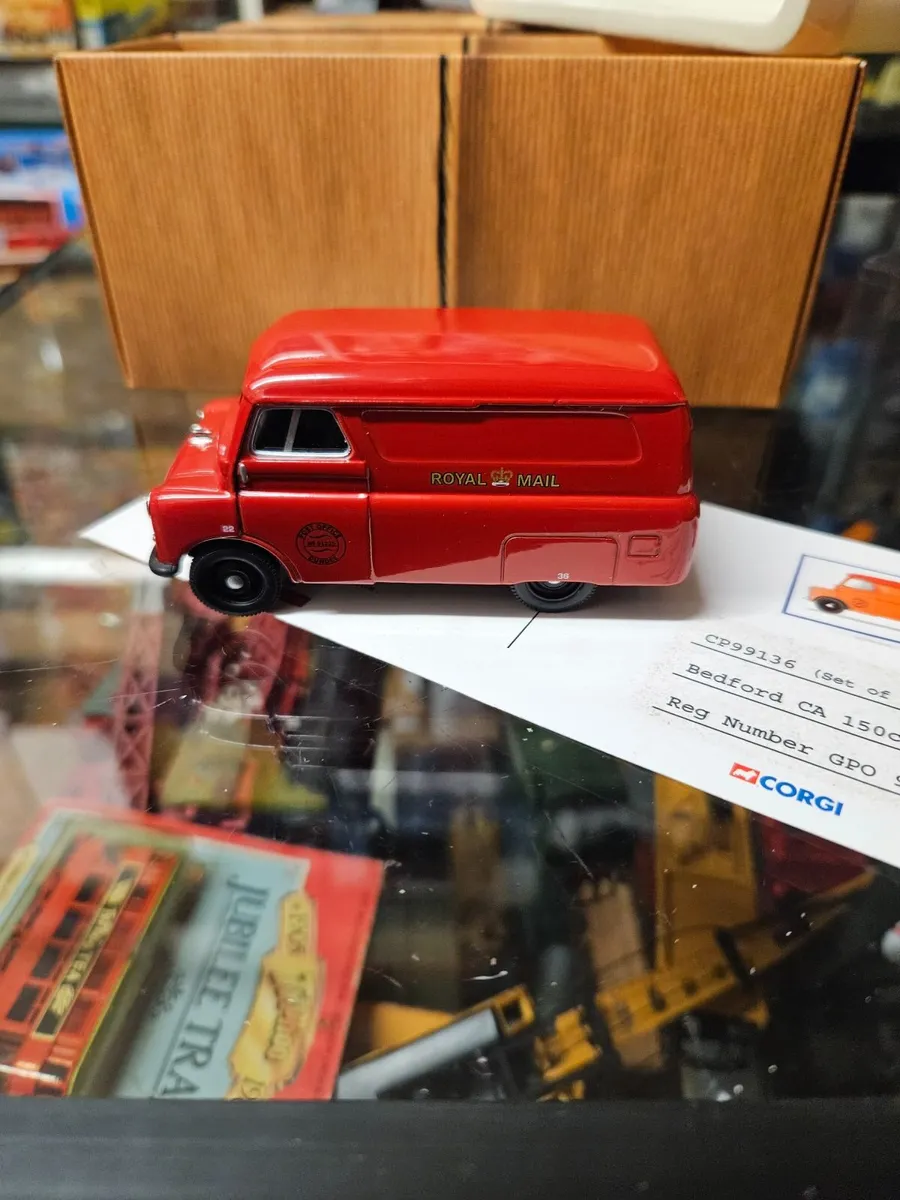 Corgi Royal Mail Van - Image 1