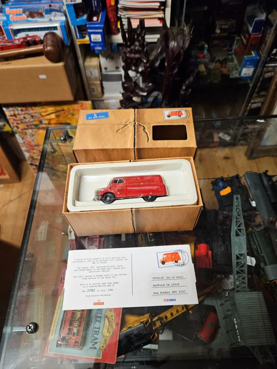 Corgi Royal Mail Van - Image 2
