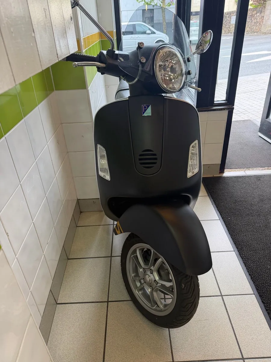 Vespa - Image 2