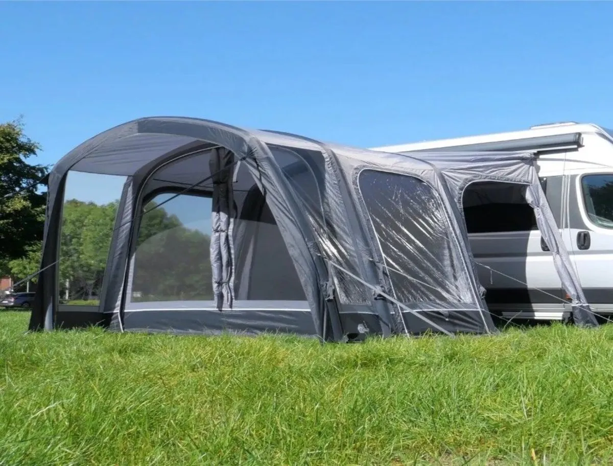Inflatable Drive Away Campervan Awning – 10m² Livi - Image 2