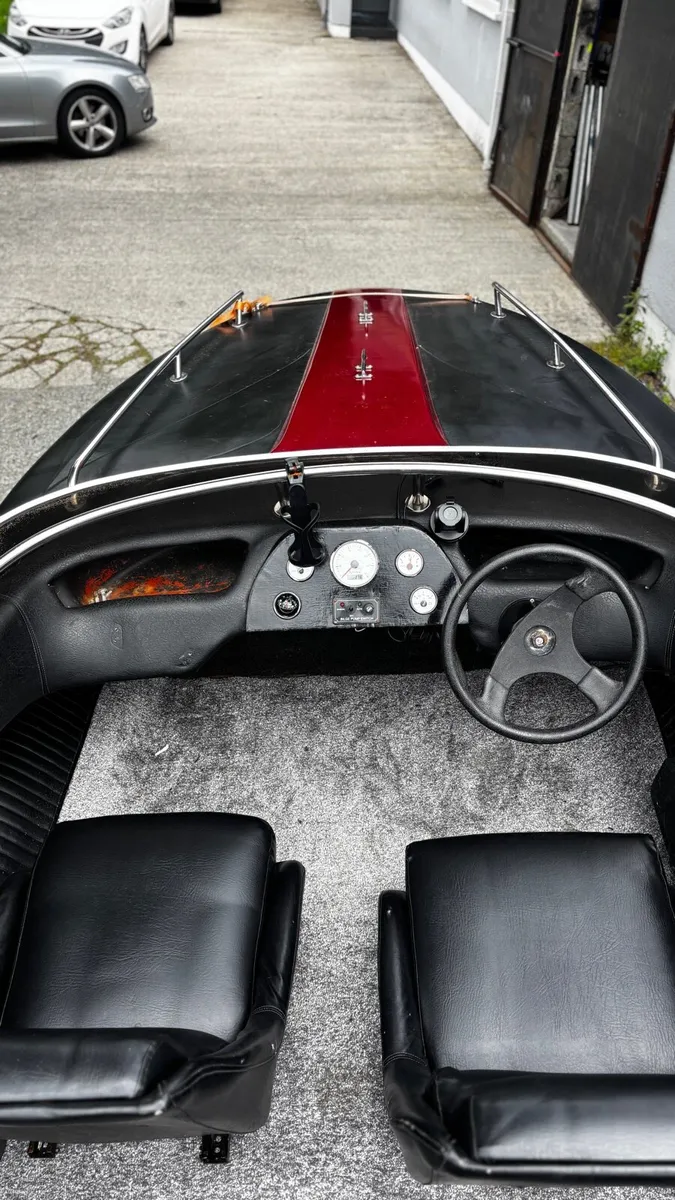 Shakespeare Speed Boat - Image 3