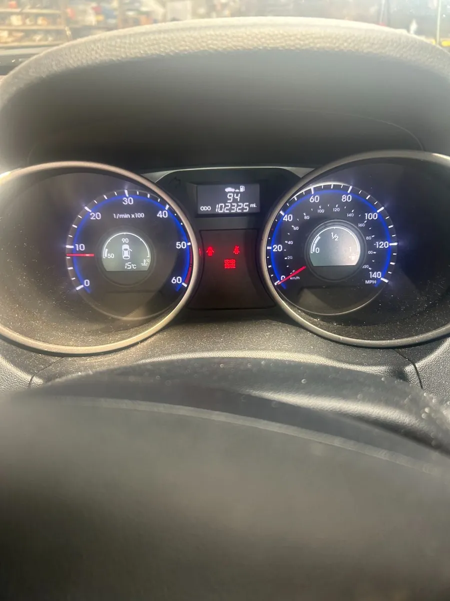 2012 hyundai ix35 - Image 2