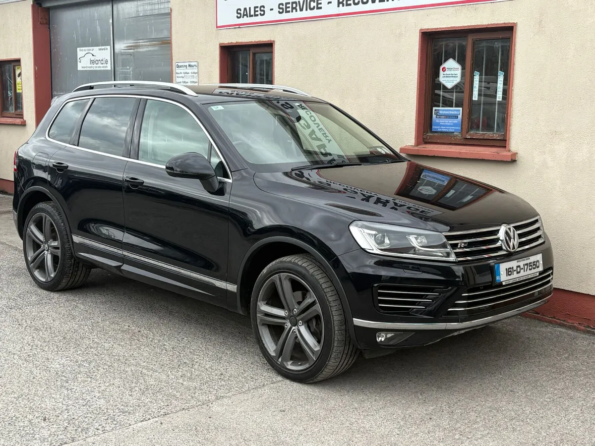 VW TOUAREG R LINE 3L D V6 AUTO CREW CAB PLUS VAT - Image 3