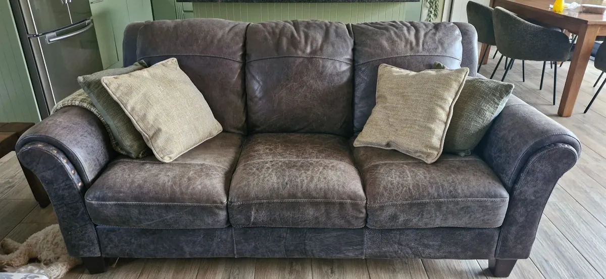 Couch and chair - Image 4