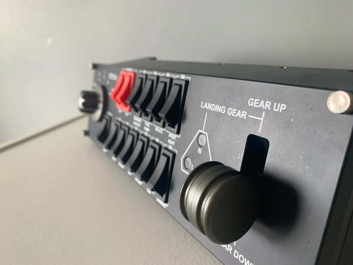 Logitech flight switch panel - Image 4