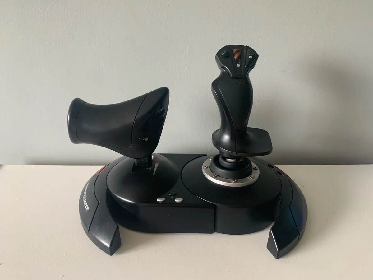 Thrustmaster T flight Hotas X - Image 1