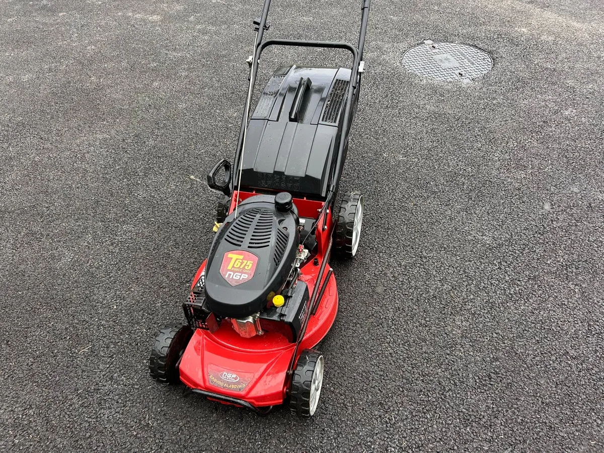 NGT T675 lawnmower 200cc - Image 1
