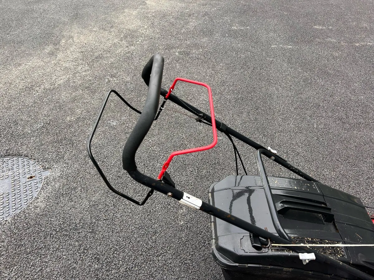 NGT T675 lawnmower 200cc - Image 3