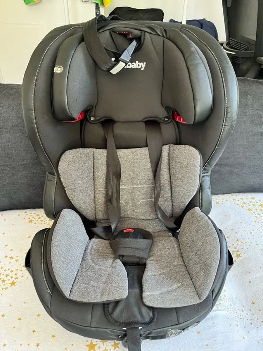 Car seat - Image 1