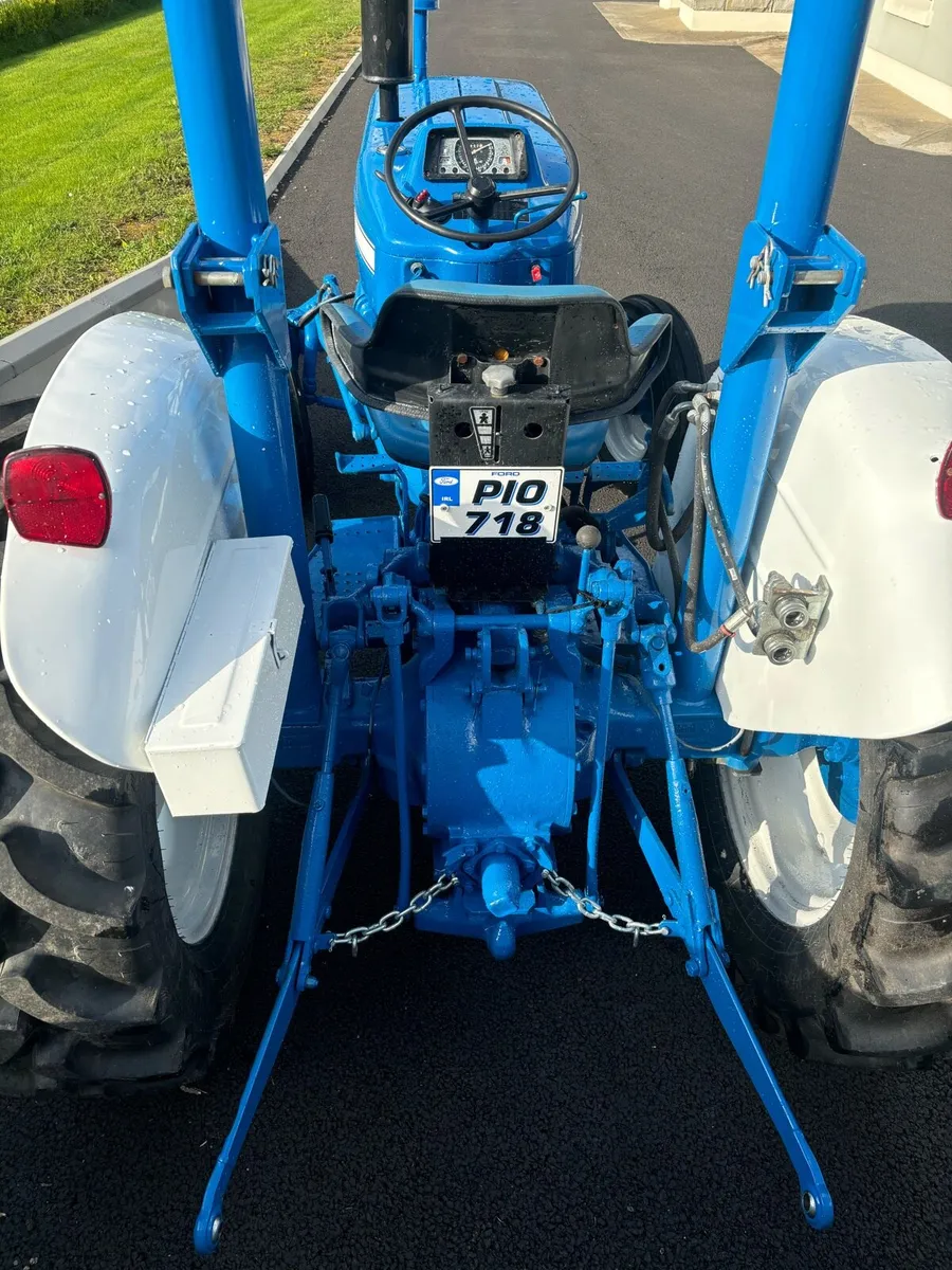 Ford 3000 - Image 2