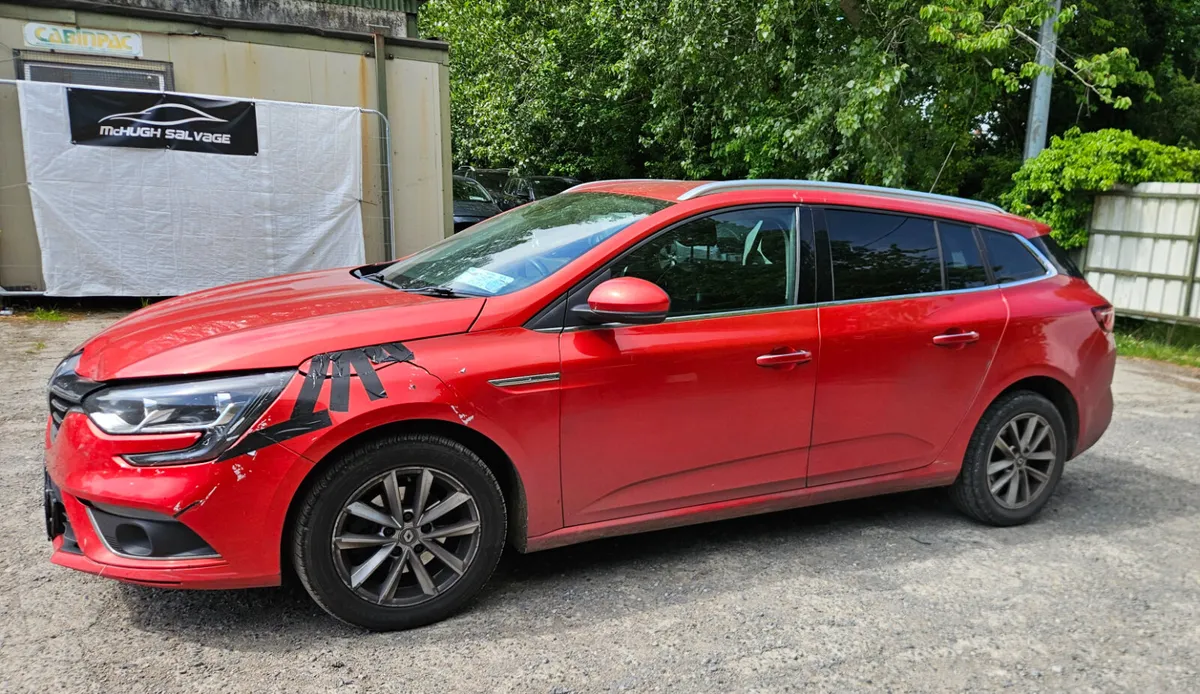 Renault Megane 1.5 dCi 110 DYNAMIQUE NAV - Image 3