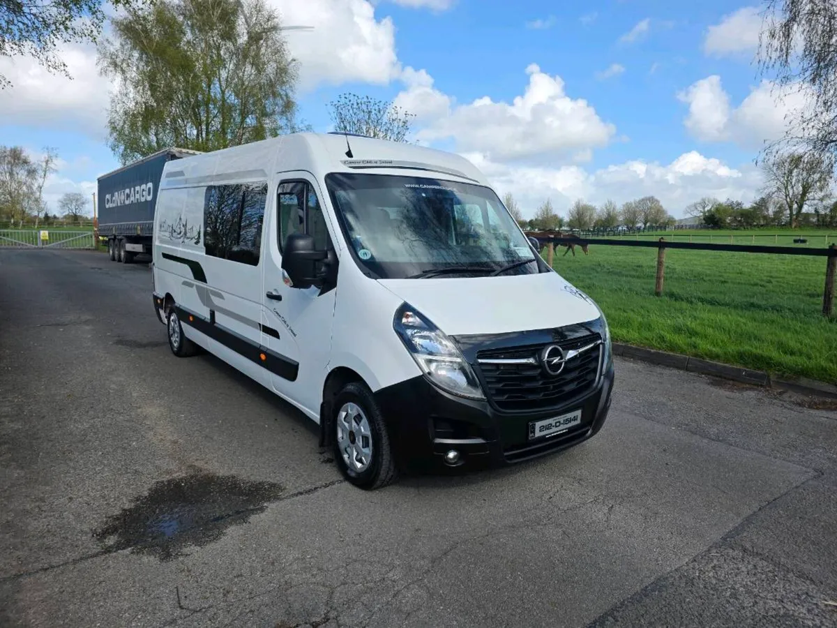 2021 campervan in new condition - Image 1