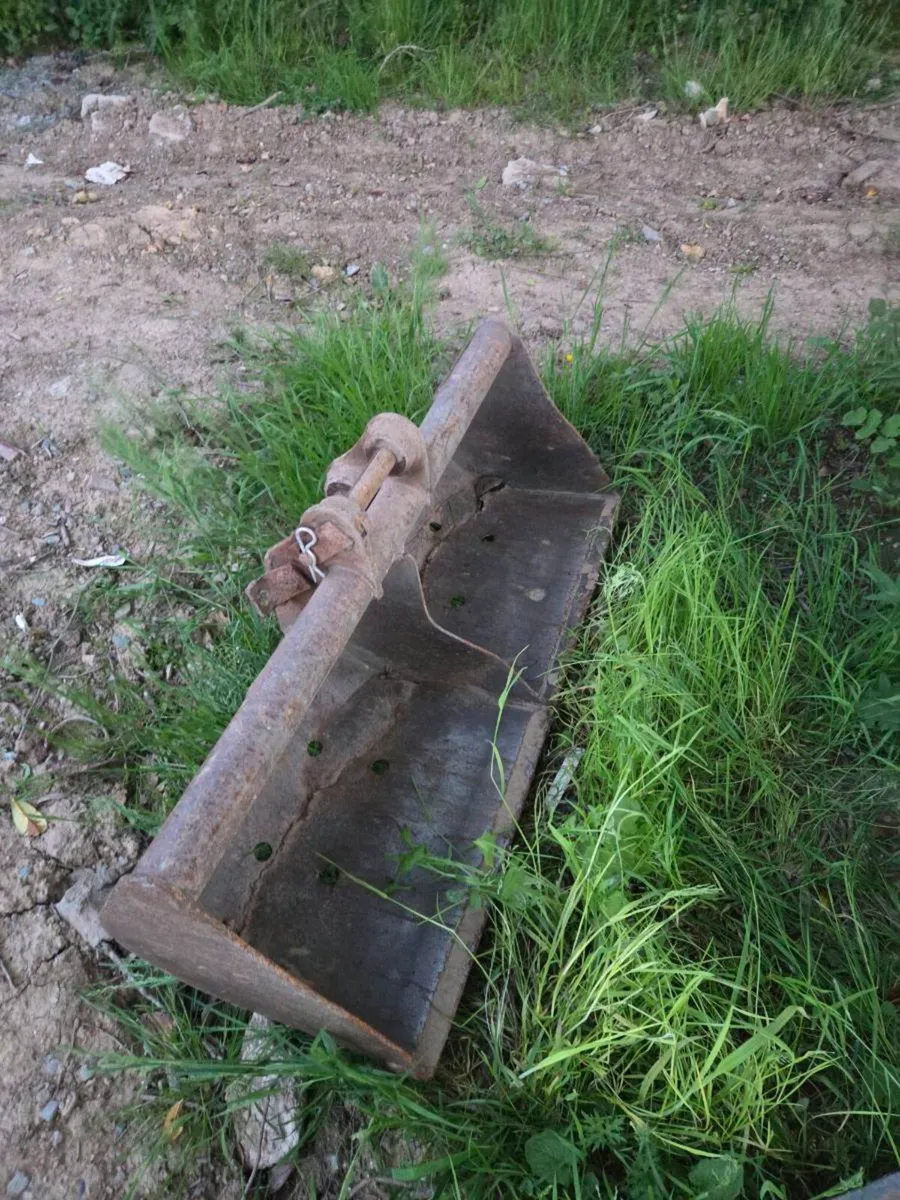 3ton digger - Image 4