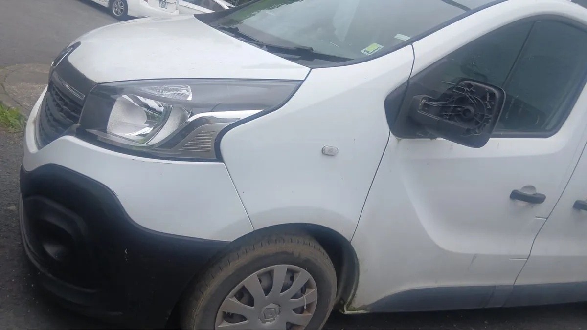 2021Renault trafic - Image 3