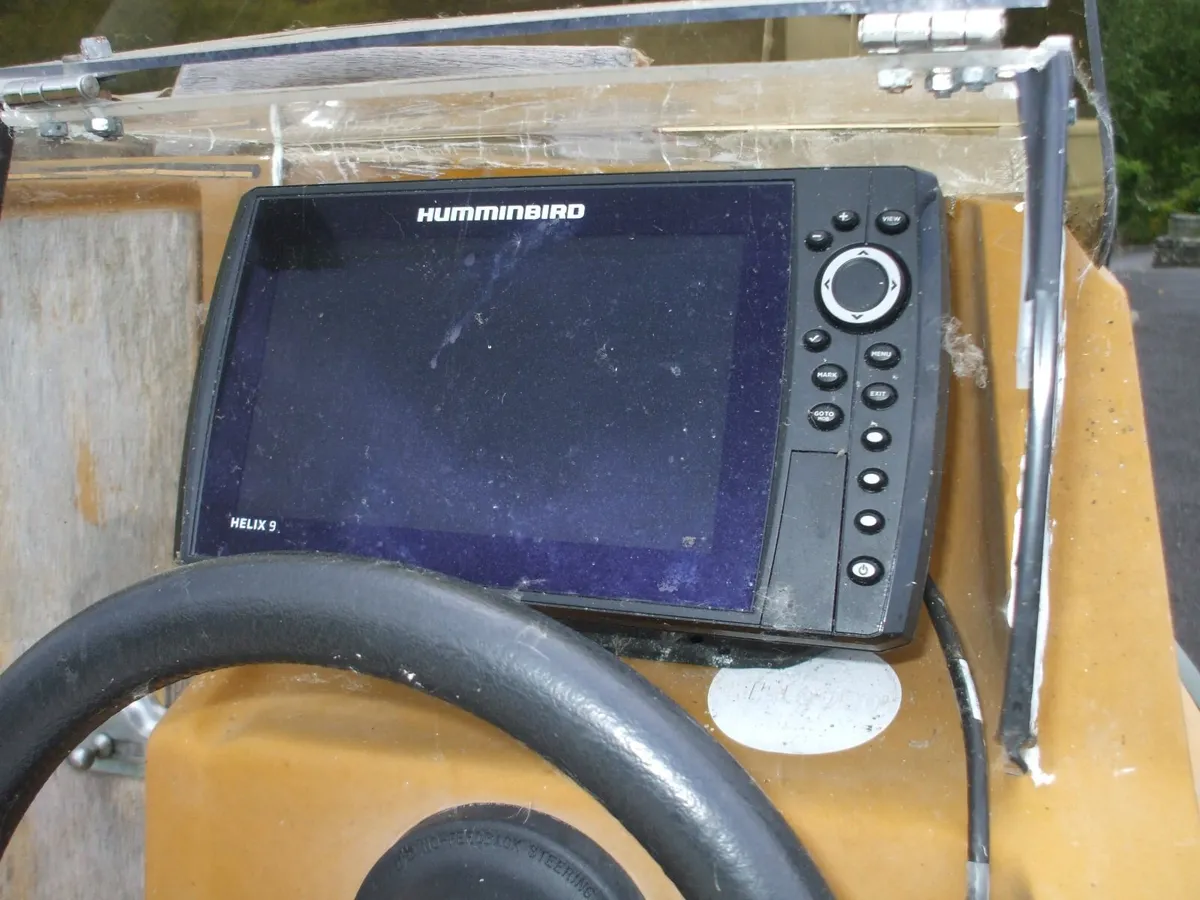 boat 16 foot - Image 3